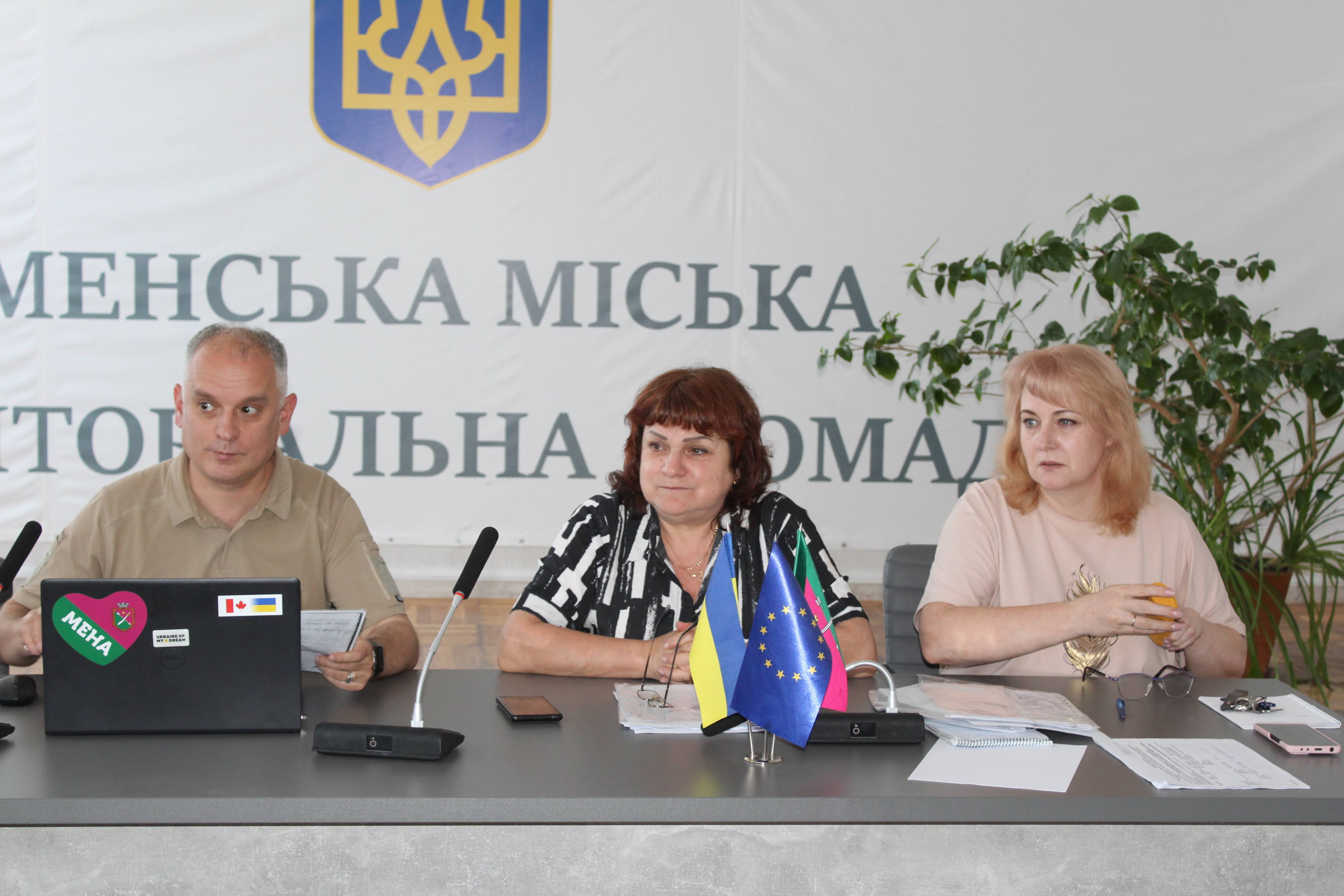 Фотографія на засіданні комісії з прав дитини