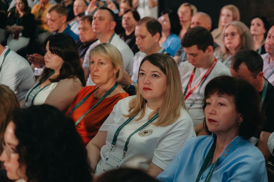 Фотографія Людмила Гречуха на Всеукраїнському діалозі "Громади - ветеранам"