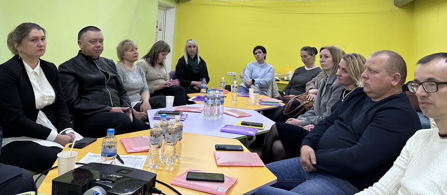 Фотографія на засфданні робочої групи